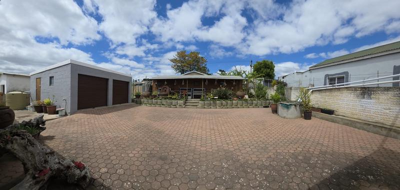 4 Bedroom Property for Sale in Albertinia Western Cape